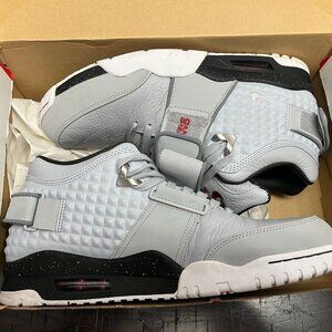 NIKE AIR TR. V. CRUZ